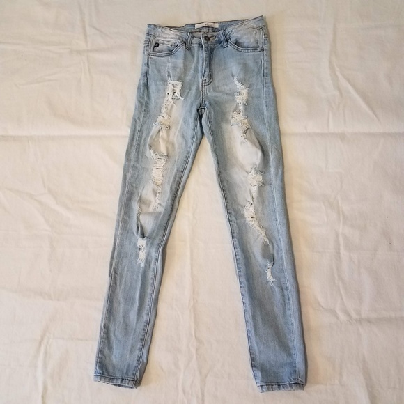 KanCan Denim - Kancan Lightwash Destroyed Jeans 25